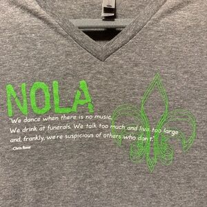 Fleurty Girl Gray V-Neck NOLA Graphic Tee